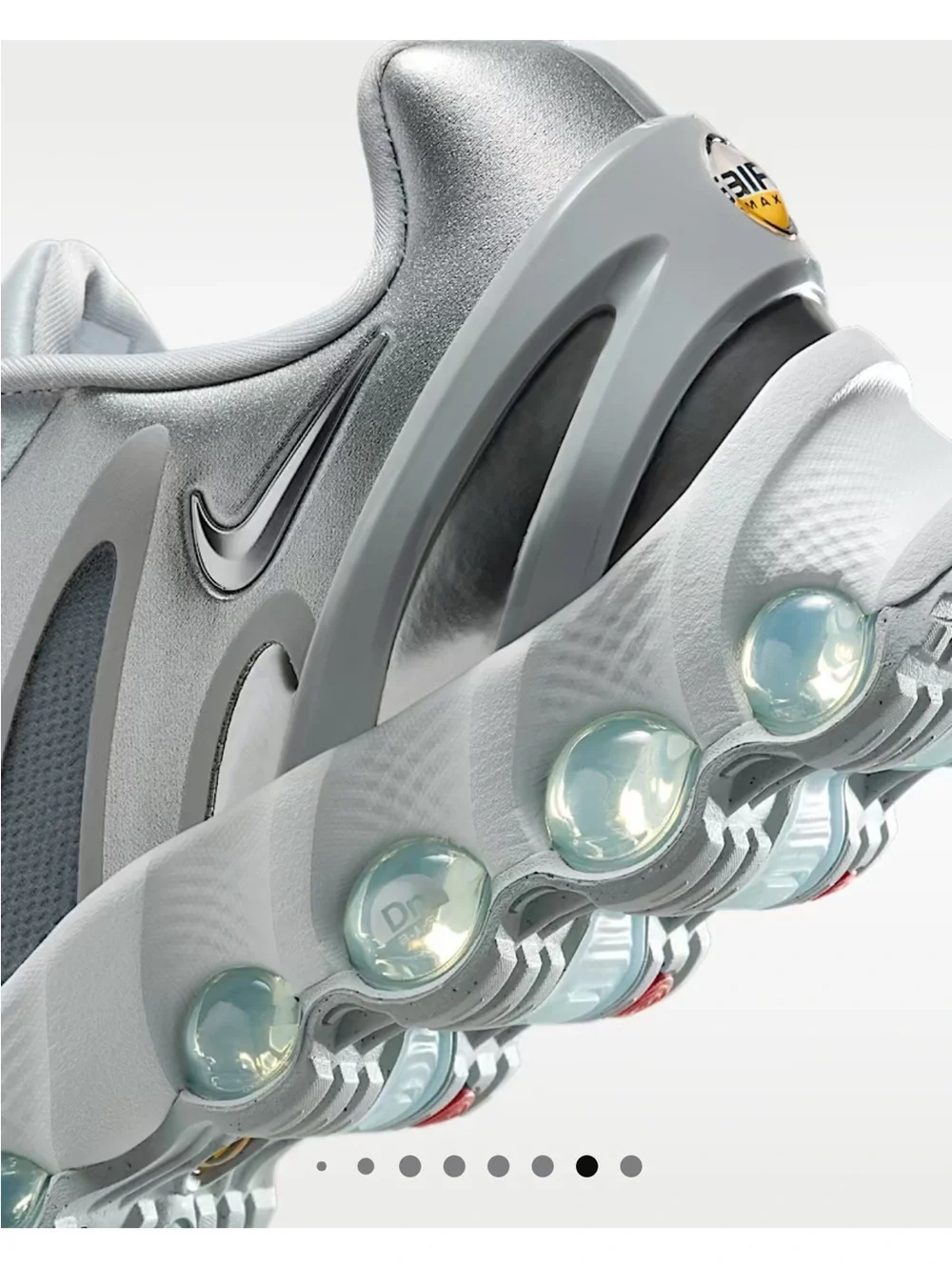 Nike Women’s Air Max DN8 Silver/Gray Lightweight Running Sneakers